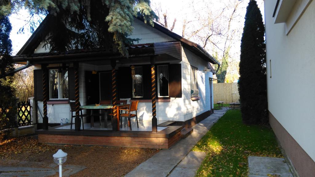 Napsugar Vendeghaziko Appartement Orosháza Buitenkant foto