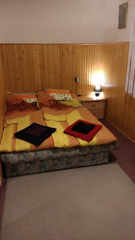 Napsugar Vendeghaziko Appartement Orosháza Buitenkant foto